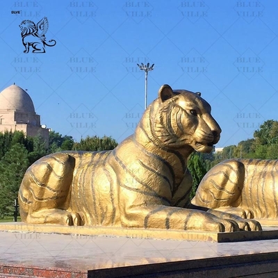 Bronze Lying Tiger Statues Metal Crafts Life Size Animal Sculpture Art Work Plaza Outdoor Decoration